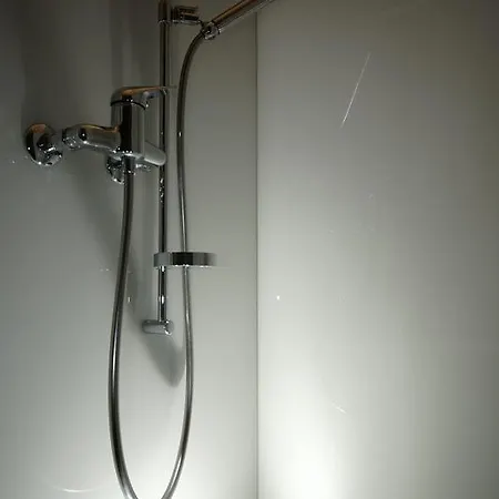 Alphotel Eiger Bed & Breakfast 3*