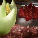 Alphotel Eiger Bed & Breakfast